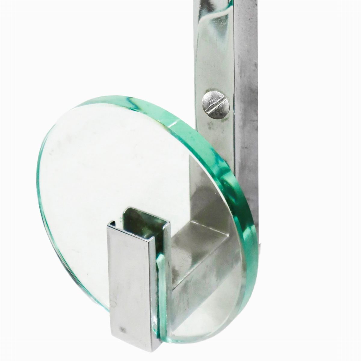 N. 4 appendiabiti da muro