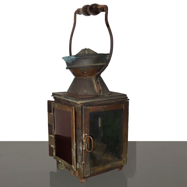 Small oil lantern, State Railway