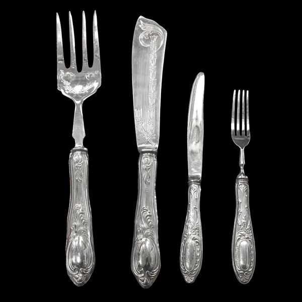 Silver dessert service for 6