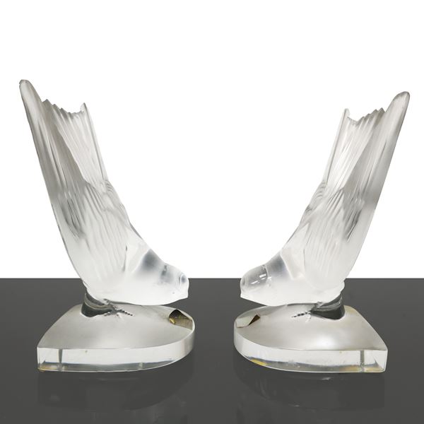 Lalique France - Pair of bookends with swallows