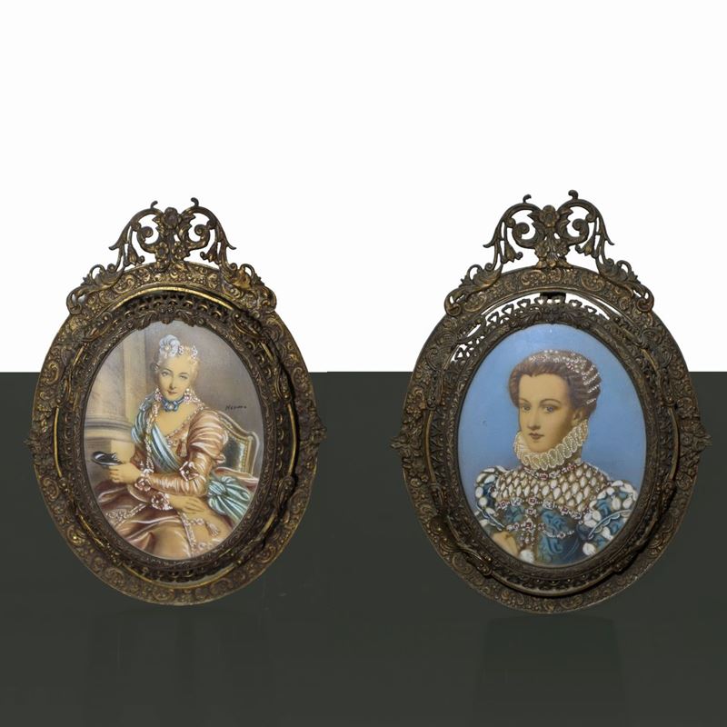 Coppia di Miniature, Raffiguranti Soggetti Femminilili.