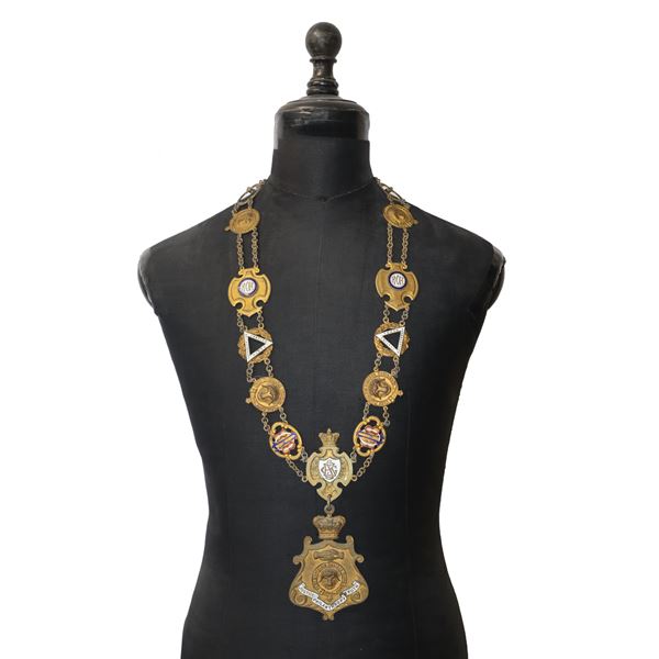 Collar of Freemasonry in gilded bronze