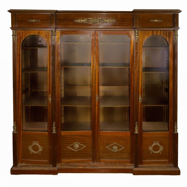 Showcase with four doors in mahogany wood