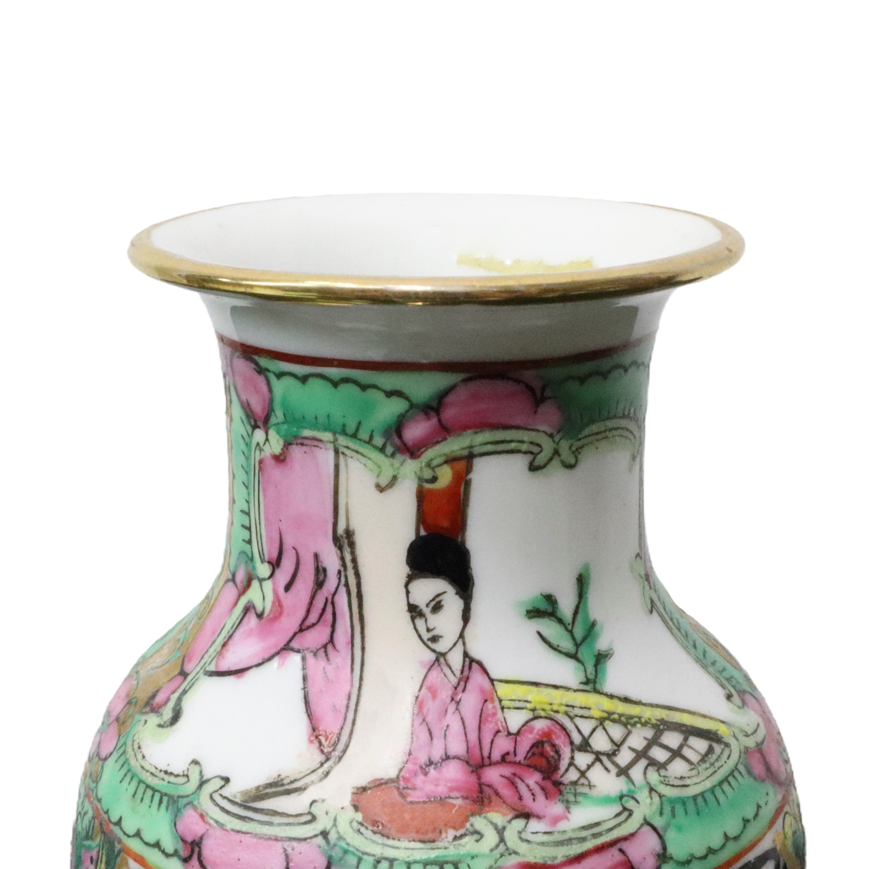 Vaso cinese in porcellana bianca decorato con scene di vita popolare e fiori