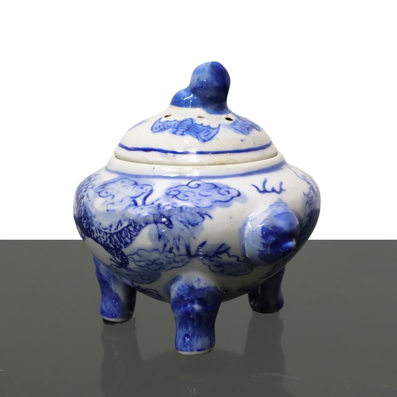 Vaso Cinese in Porcellana Bianca con Decori Blu e Coperchio