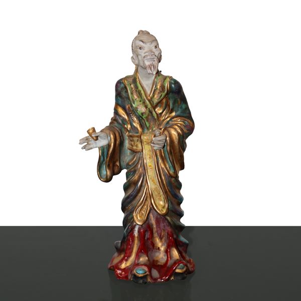 Uomo cinese, statuina in porcellana policroma