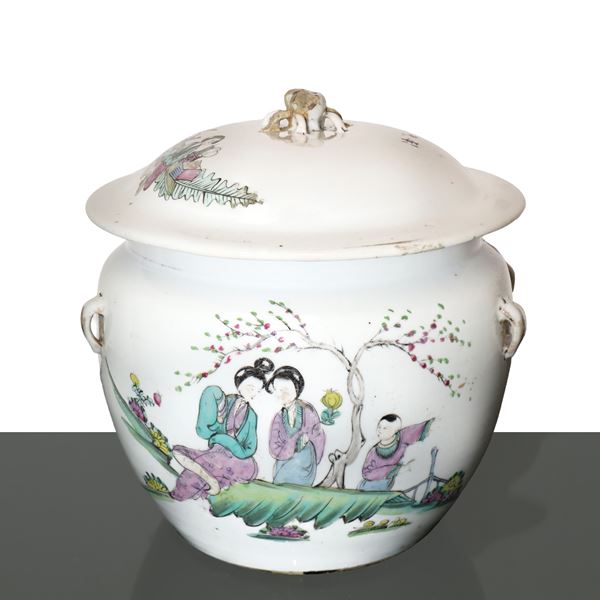 Hand-painted Chinese white porcelain tureen with decoration of women and children in a flower garden written in Chinese characters. 