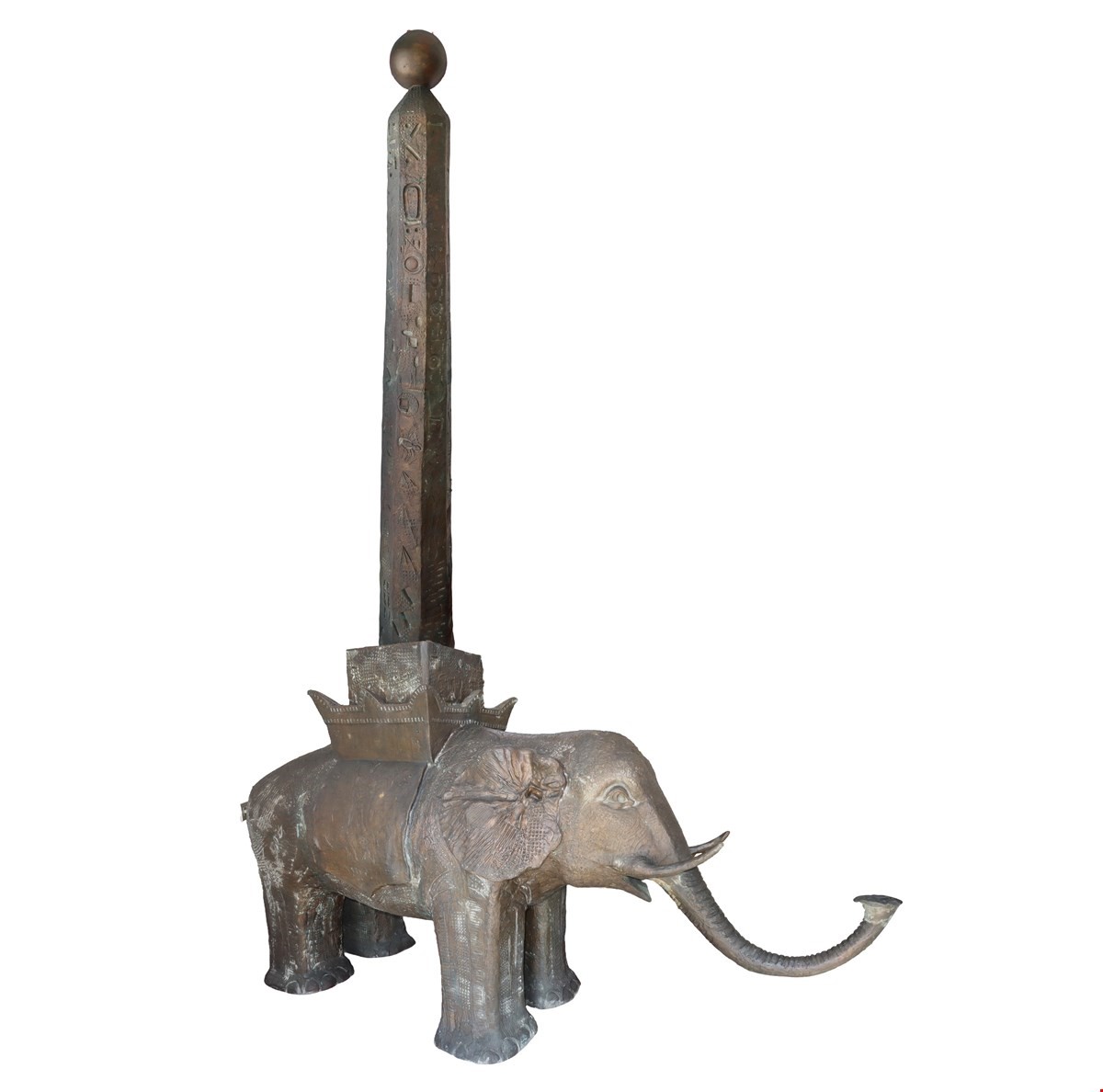 Tano e Nino Brancato - Elefante in Bronzo, Stemma di Catania