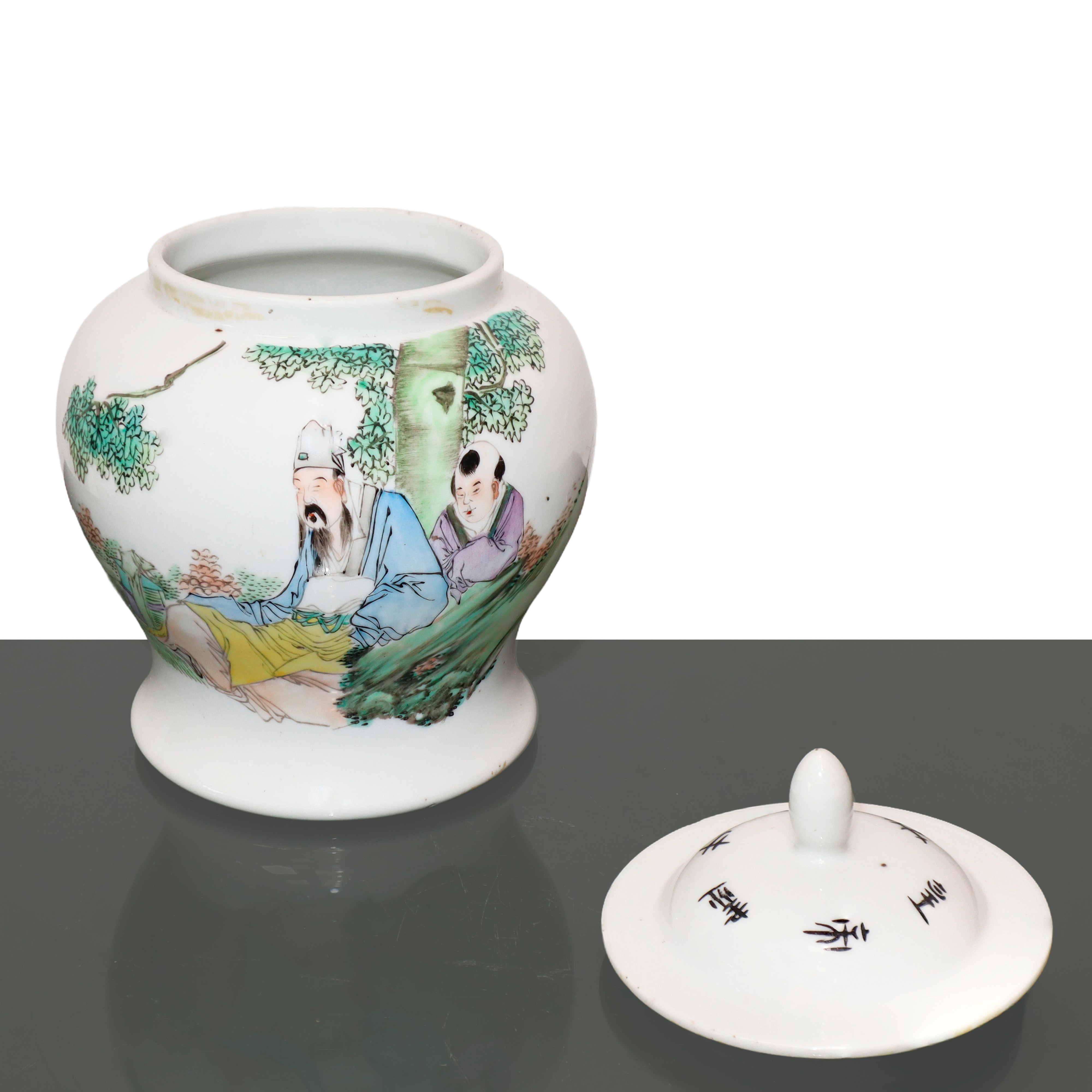 Potiche cinese in porcellana bianca con scena familiare