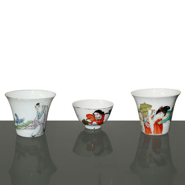 Pair of oriental ceramic vases and bowl