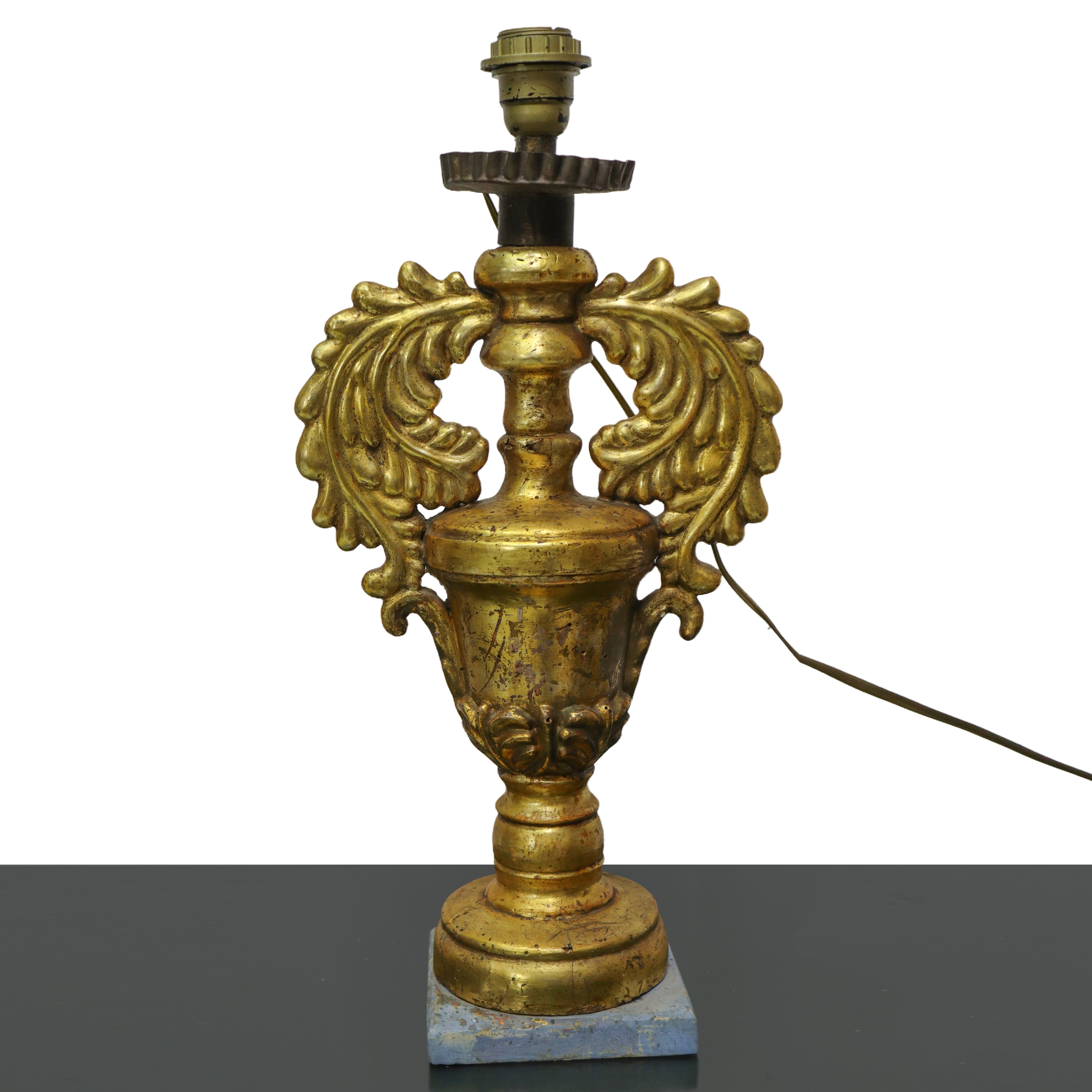 Lume con Base in Legno Dorato, in Argento e Mistura