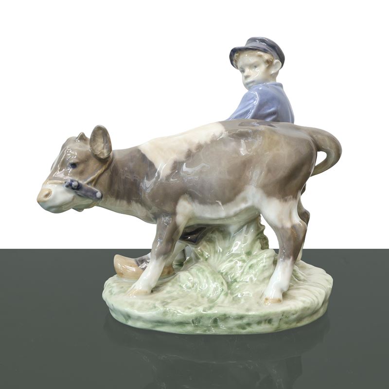 Royal Copenhagen Denmark - Ragazzo con vitello 772