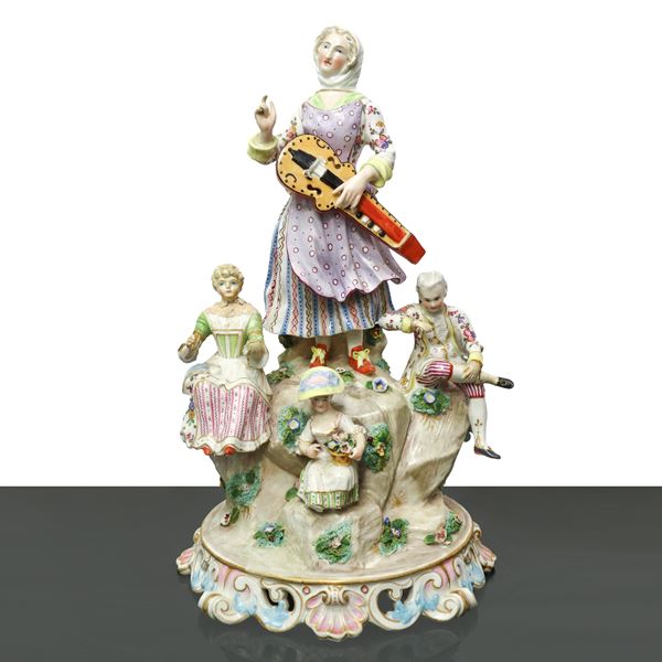 Porcelain Meissen - Group of polychrome porcelain figures