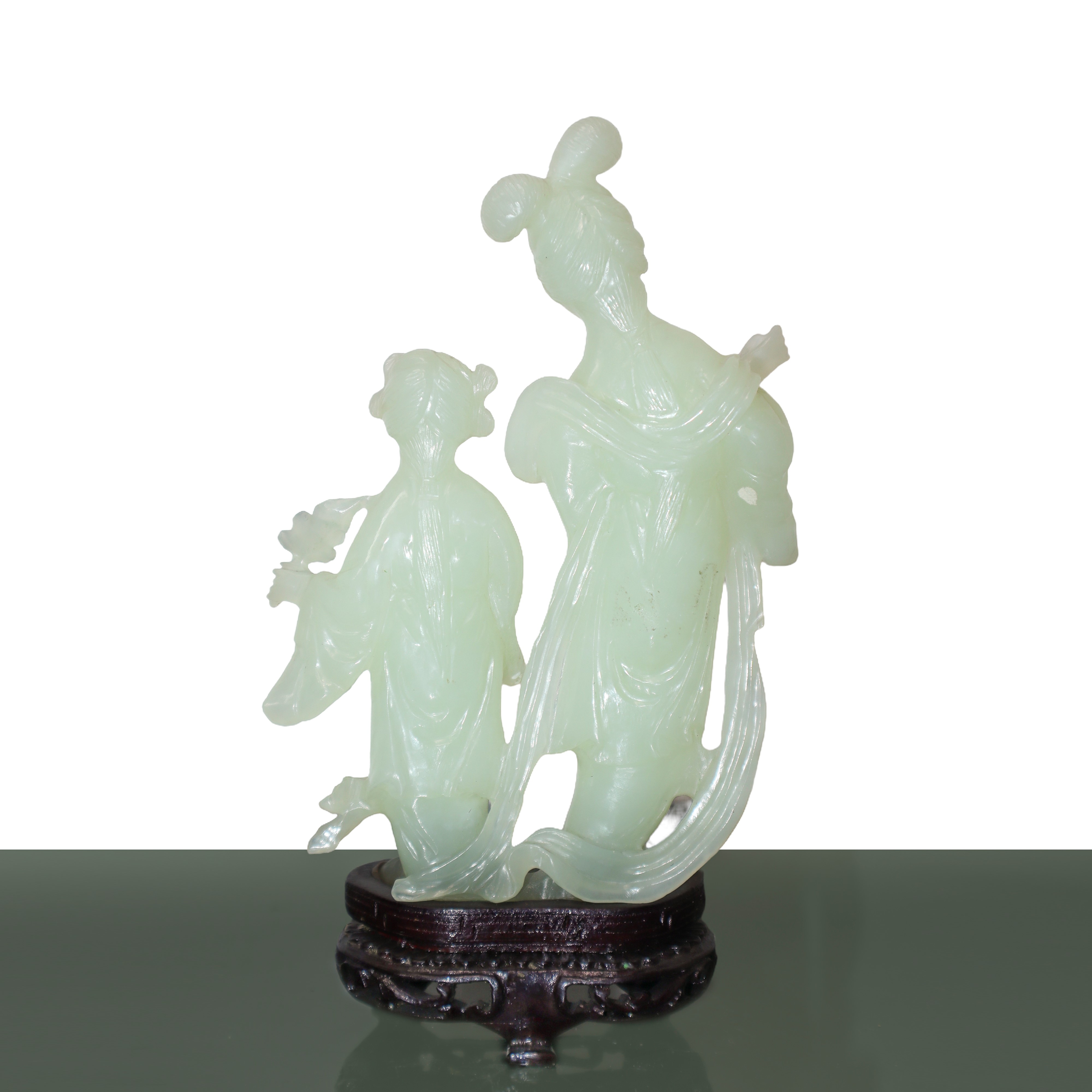 Figurina di due guanin madre e figlia in giada verde chiaro