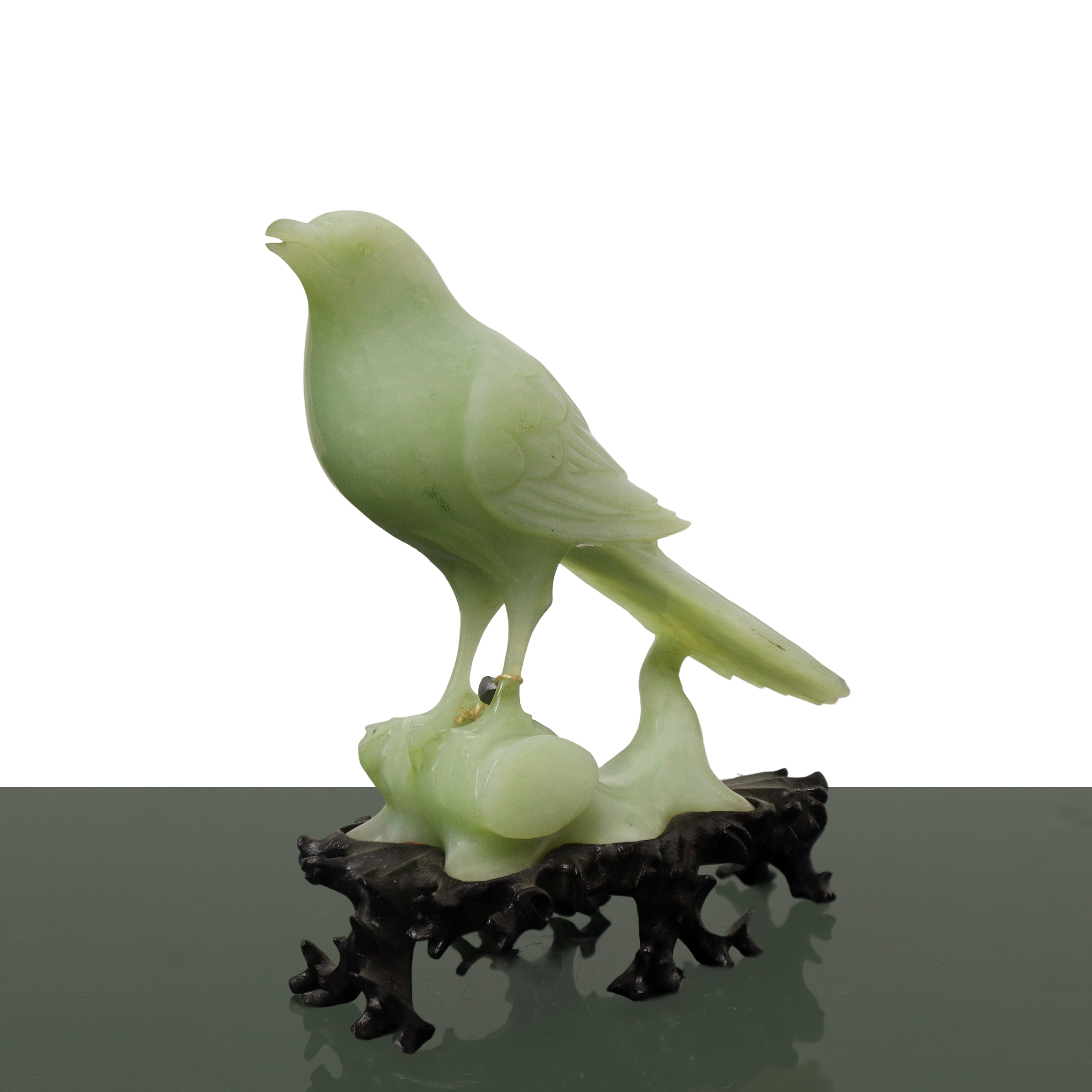 Uccellino in giada verde chiaro