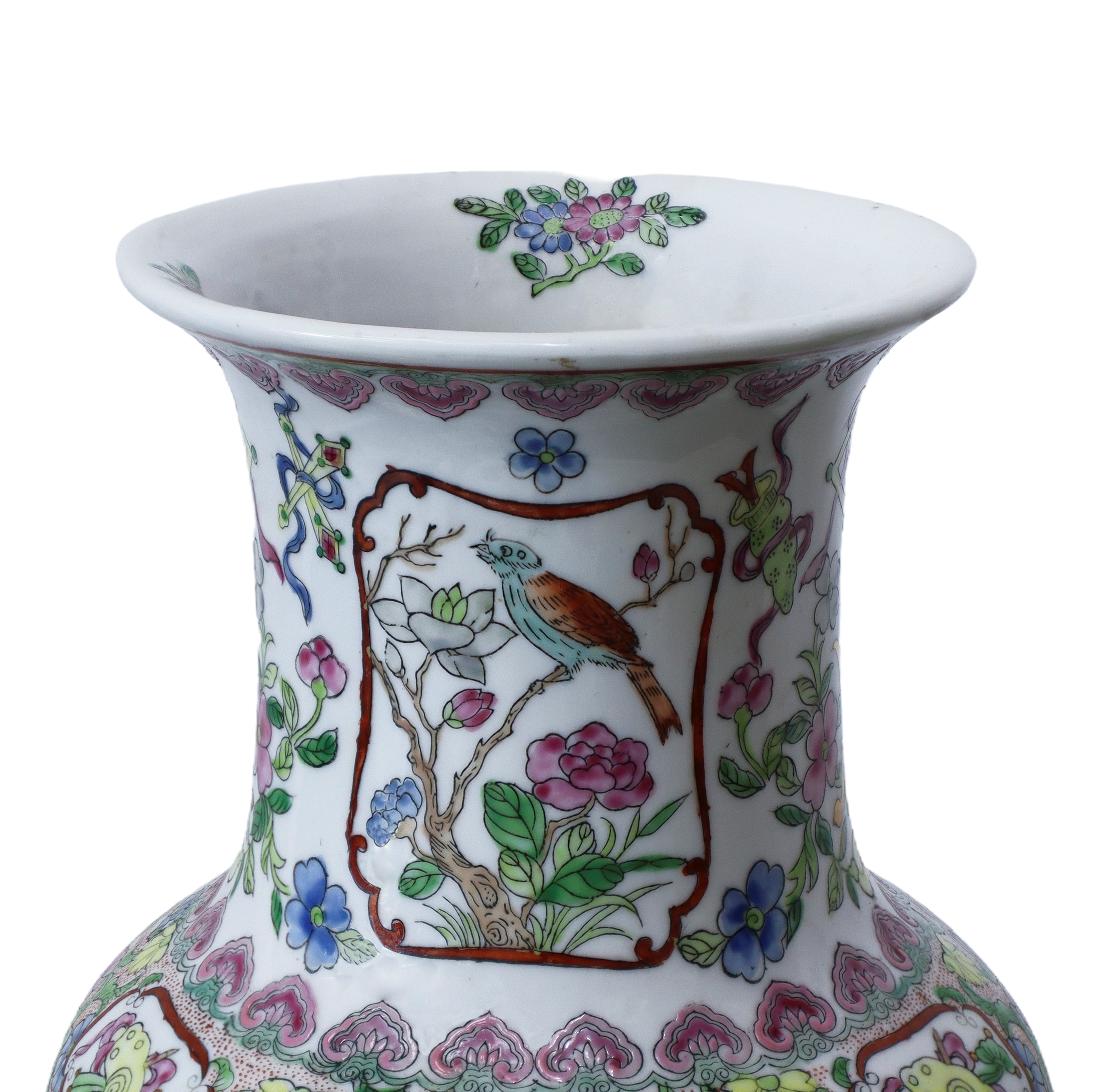 Vaso cinese in porcellana con scene di vita familiari