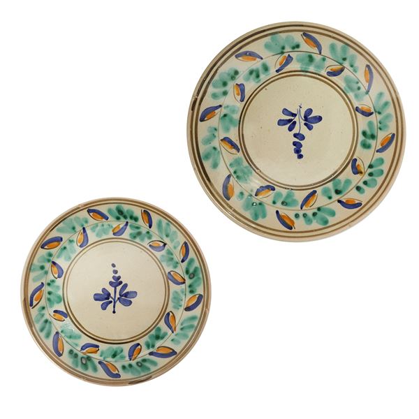 Salvatore Iudici - Set of Caltagirone ceramic plates with leaf decoration