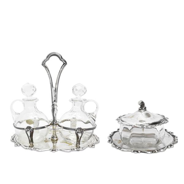 Cruet and cheese bowl in 800 silver