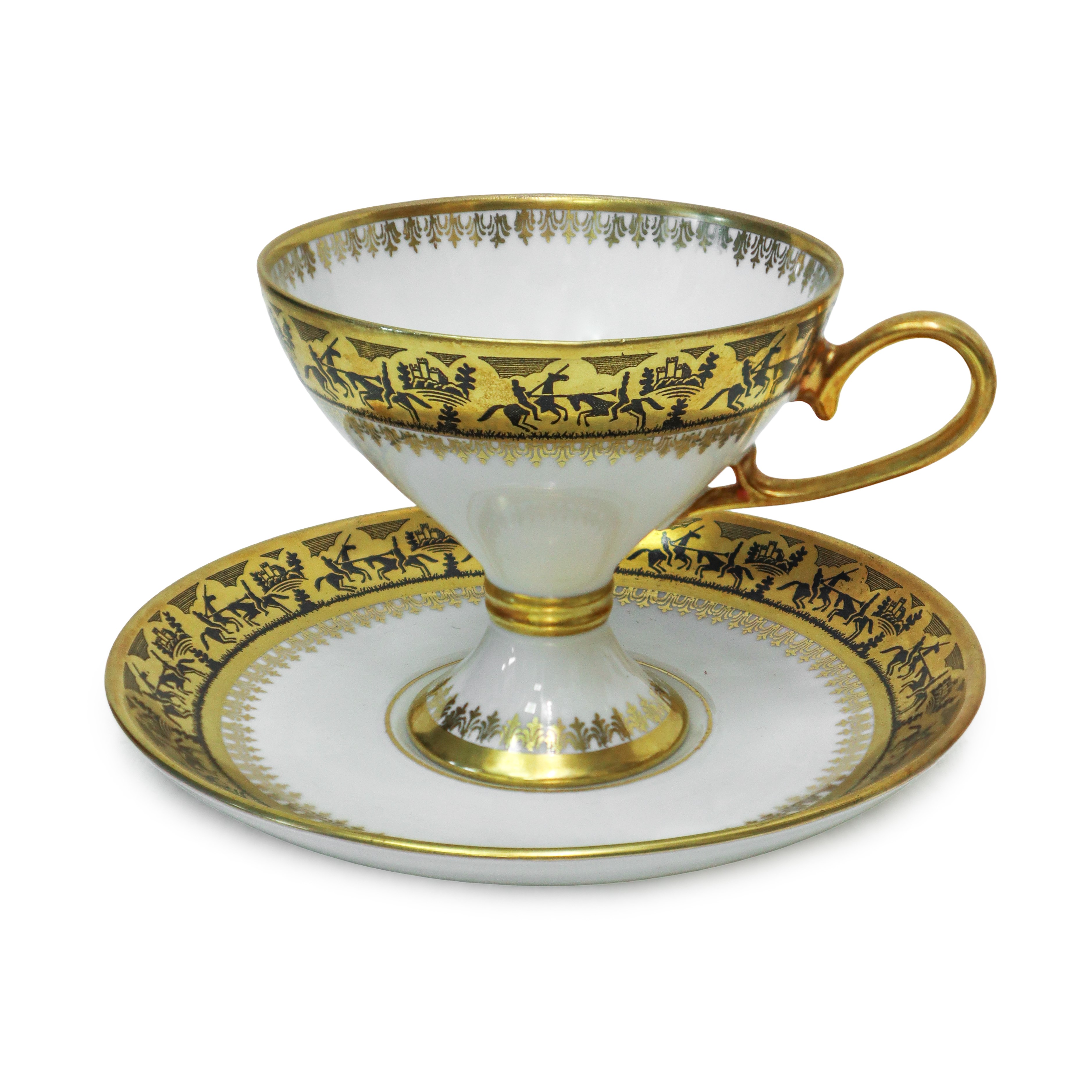 Servizio da 12 da caffe', con piatto, piattini e tazzina, in porcellana bianca con decori dorati ...