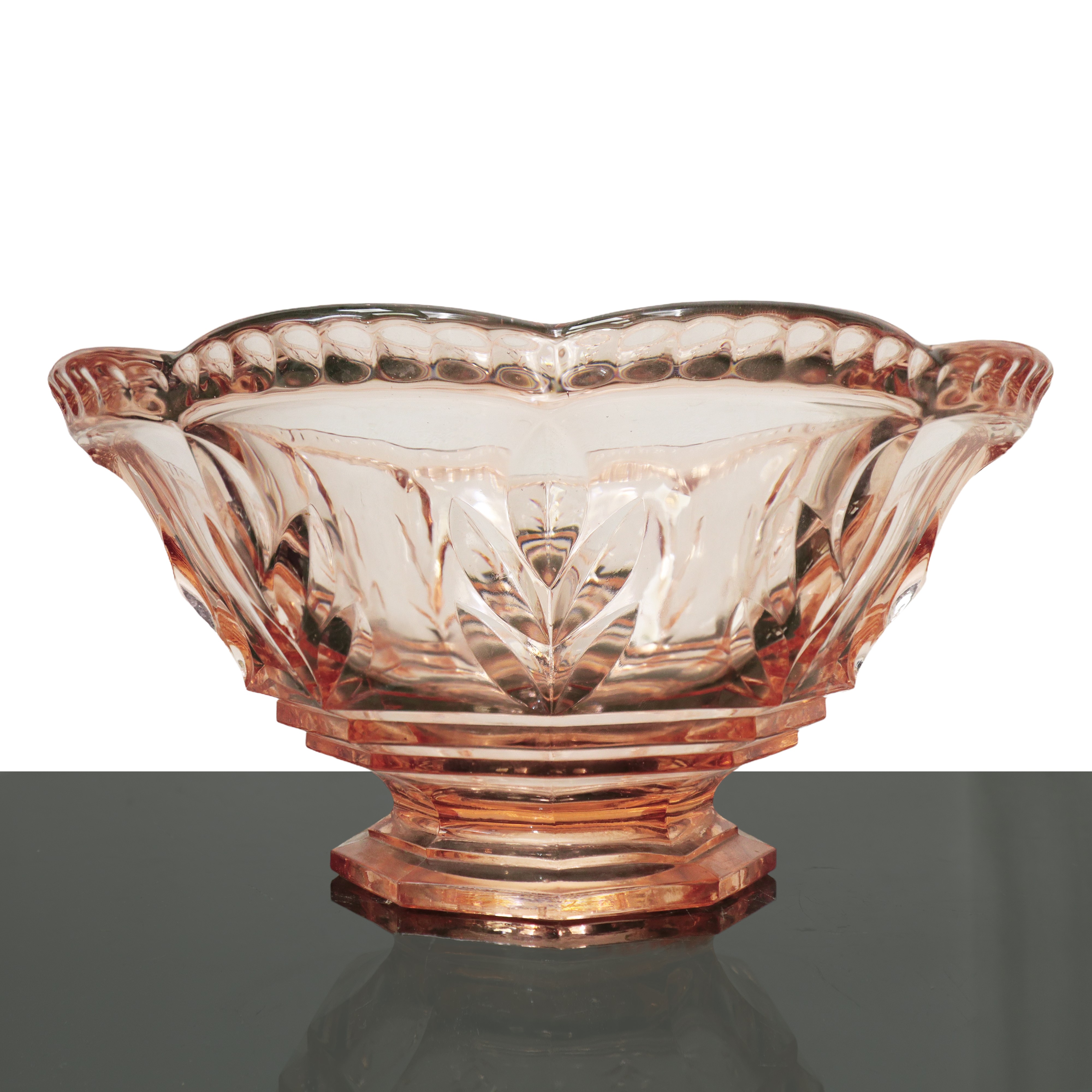 Centrotavola in Vetro Rosa con Decorazione di Foglie