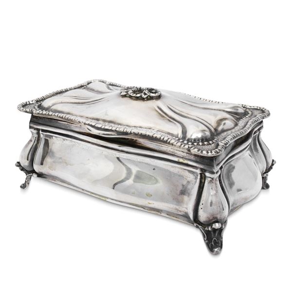 Silver jewelry box, handmade lid