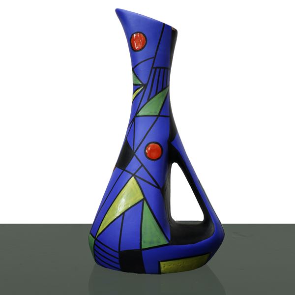 Deruta - Deruta ceramic vase, Umbria, with geometric decoration on a blue background