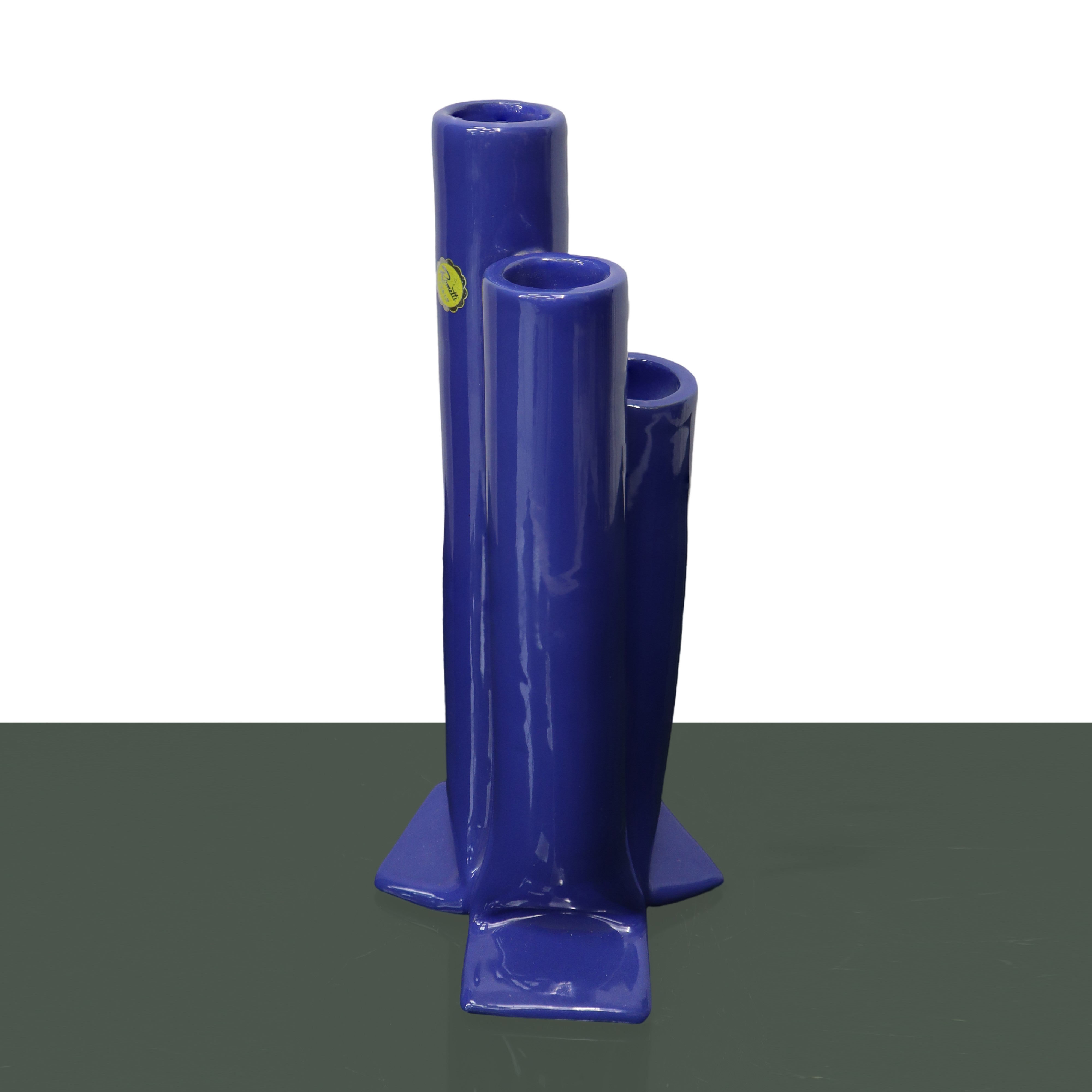 Vaso in ceramica smaltato nei toni del blu, con tre monofiore