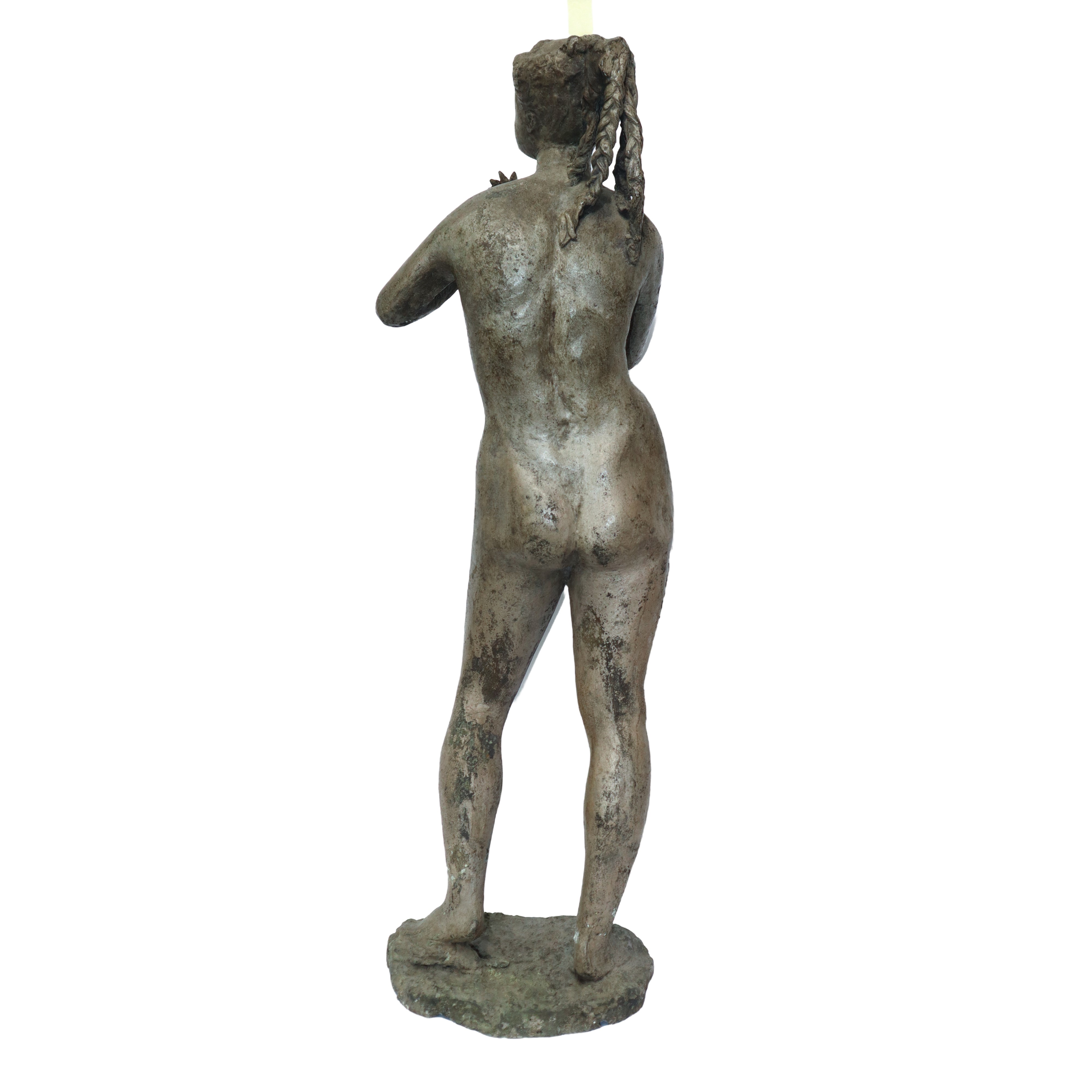Giordano Salvo - Donna con Fiore e Petalo, Scultura in Bronzo Patinato Grigio
