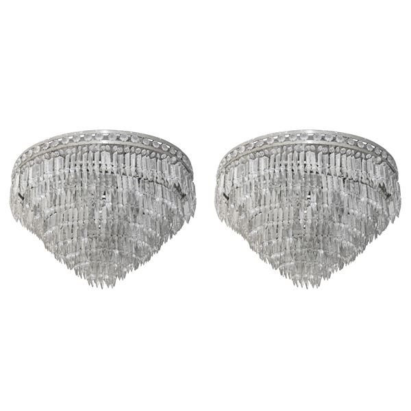 Important pair of ceiling lights, silver metal structure with semi-prismatic pendant lights in transparent glass arranged in a cascade and degrading manner