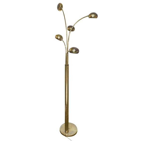 Floor lamp with 5-light gold metal structure