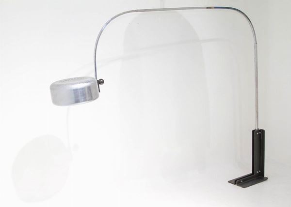 Prod. Reggiani - Arched floor lamp, cast iron base and chromed structure.