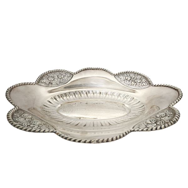 Silver tray with wavy edges, rosette decorations