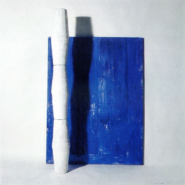 Valter Boj : Virtuale Reale  (1995)  - Tecnica mista su tela, colonna in ceramica con ossido di zinco e fondenti - Asta Asta Collezione Ceramiche Postmoderne PrimeDiCopertina - Casa d'aste La Rosa