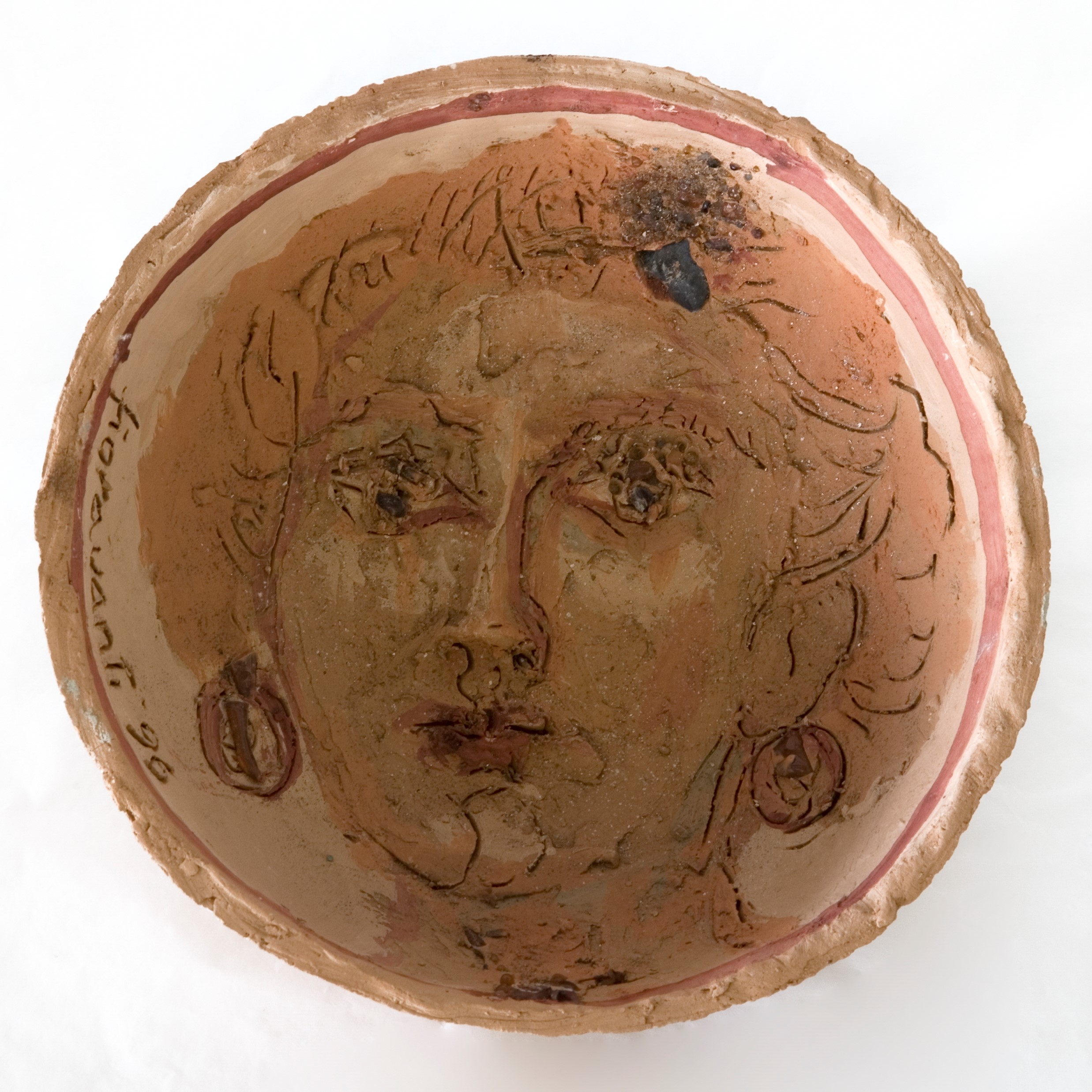 Gruppo di 3 ciotole figurate