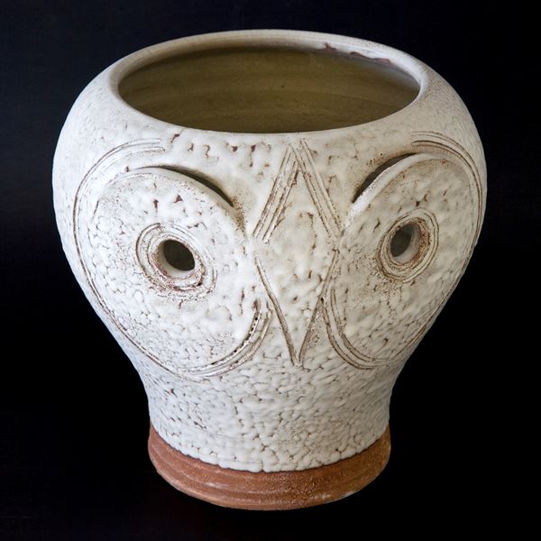 Aldo Londi : Vaso gufo  (1970)  - Tipo pietre graffito - Asta Asta Collezione Ceramiche Postmoderne PrimeDiCopertina - Casa d'aste La Rosa