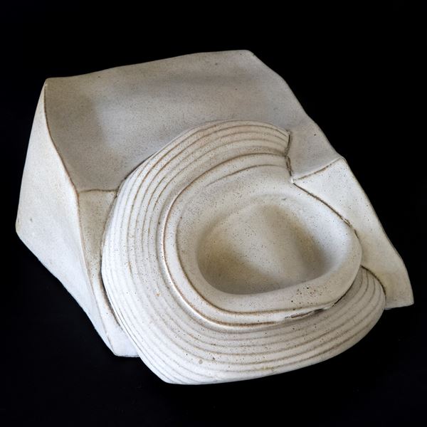 Mauro Tampieri : Compenetrazione di una forma al tornio  (1980)  - Grés - Asta Asta Collezione Ceramiche Postmoderne PrimeDiCopertina - Casa d'aste La Rosa