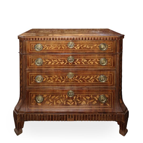 Chest of drawers in mahogany wood with inlays in light woods with floral motifs