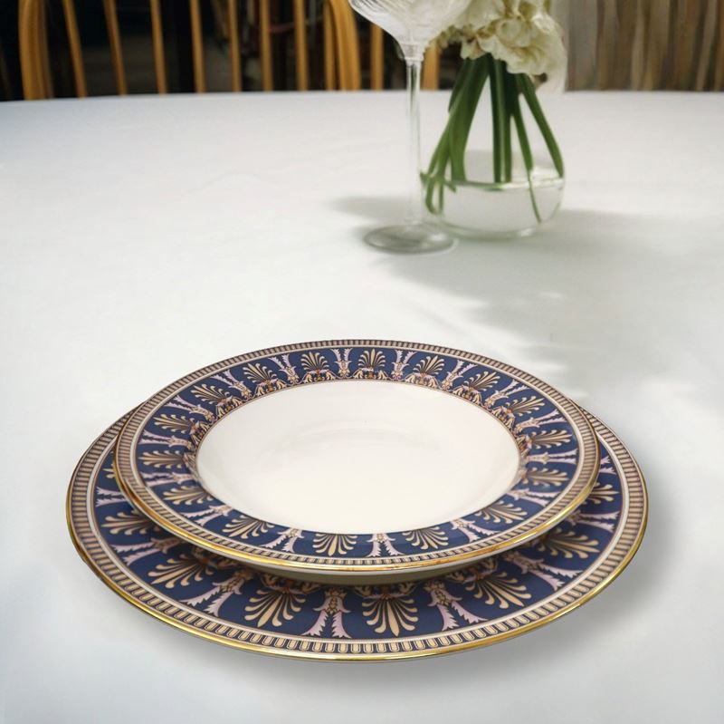 Wedgwood Made in England - Servizio per 12 in Porcellana