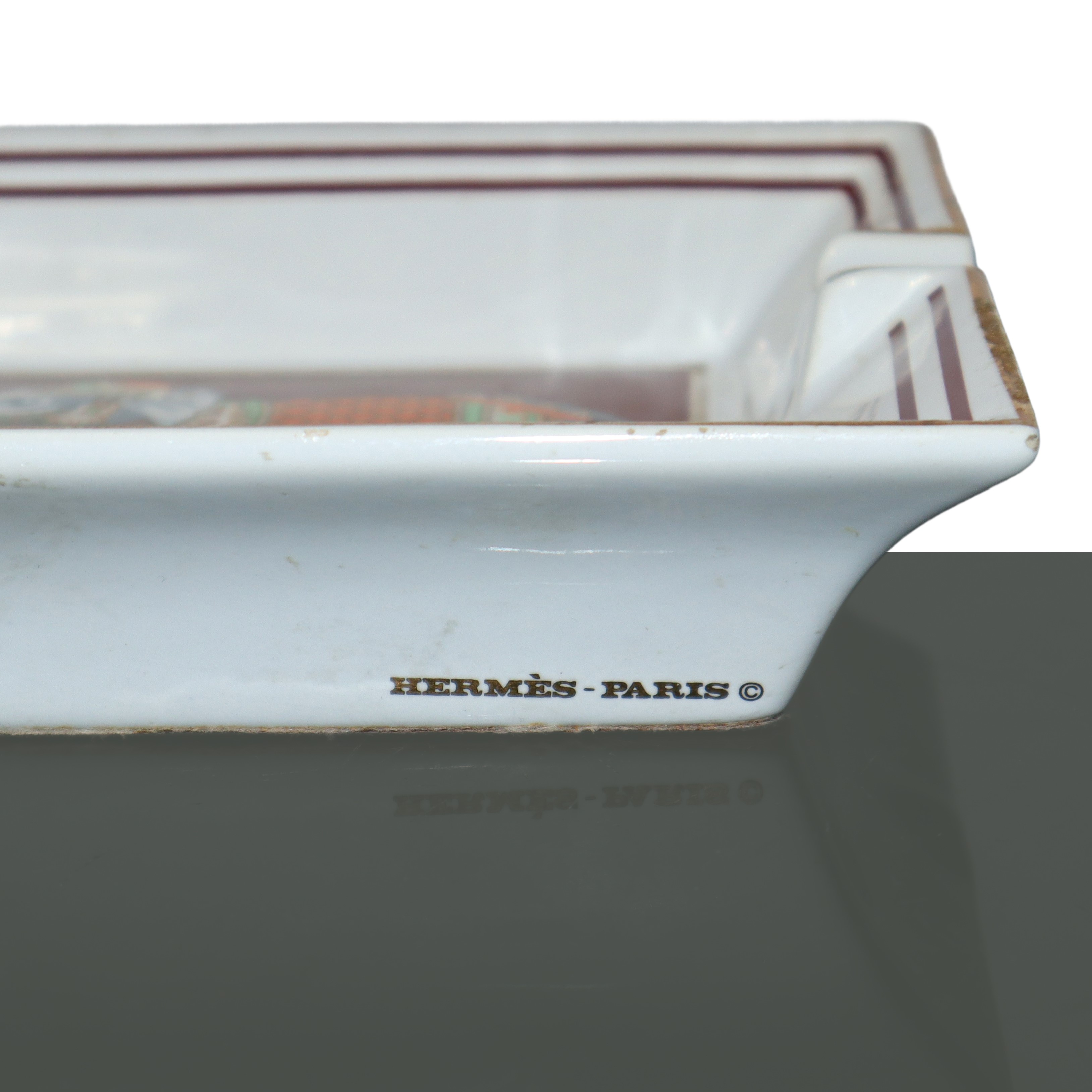 Hermès - Posacenere o Vide-poche in Porcellana con Decorazione di Elefante Indiano