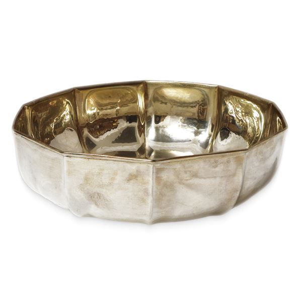 Round sweet holder