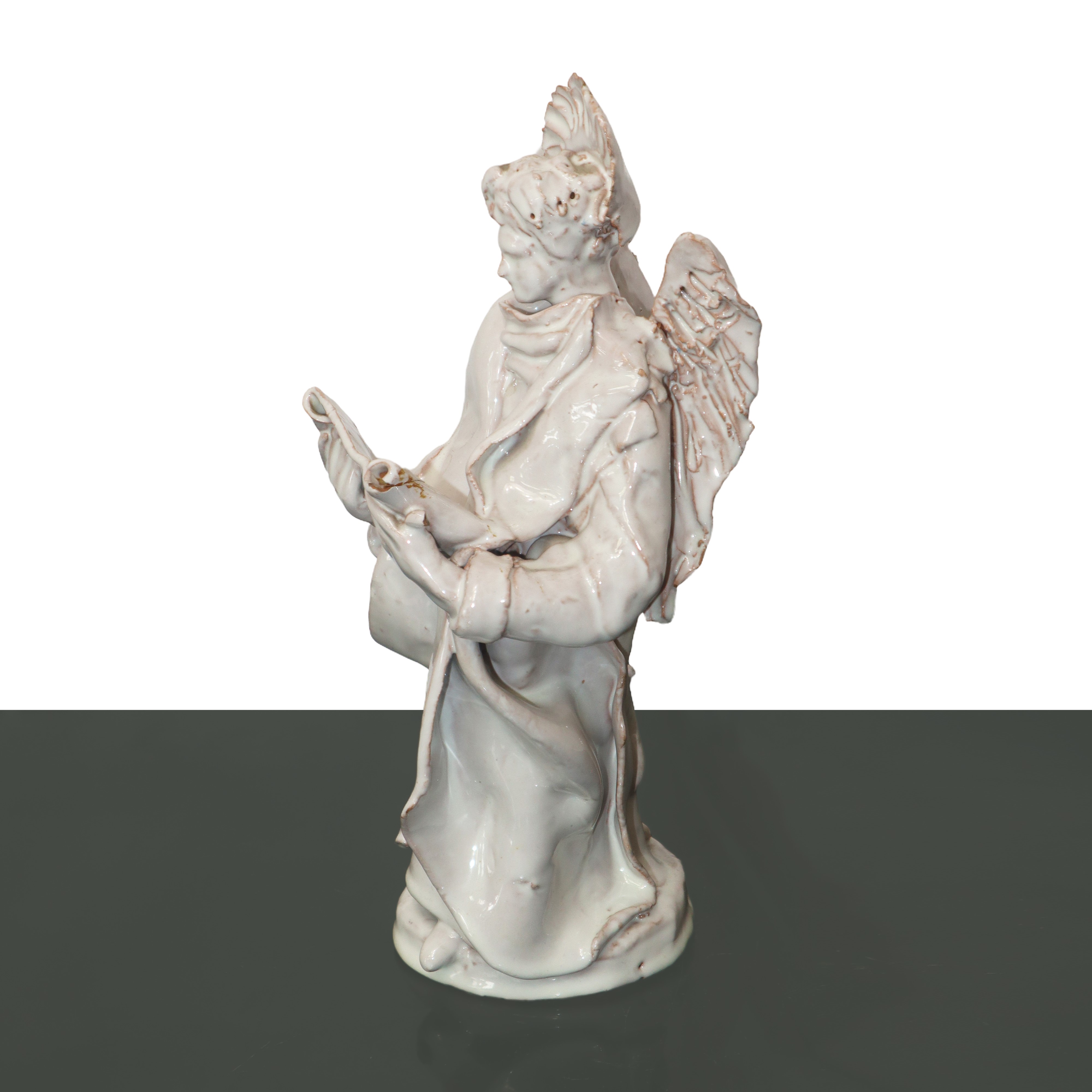 Angelo in maiolica di Caltagirone lustrata bianca