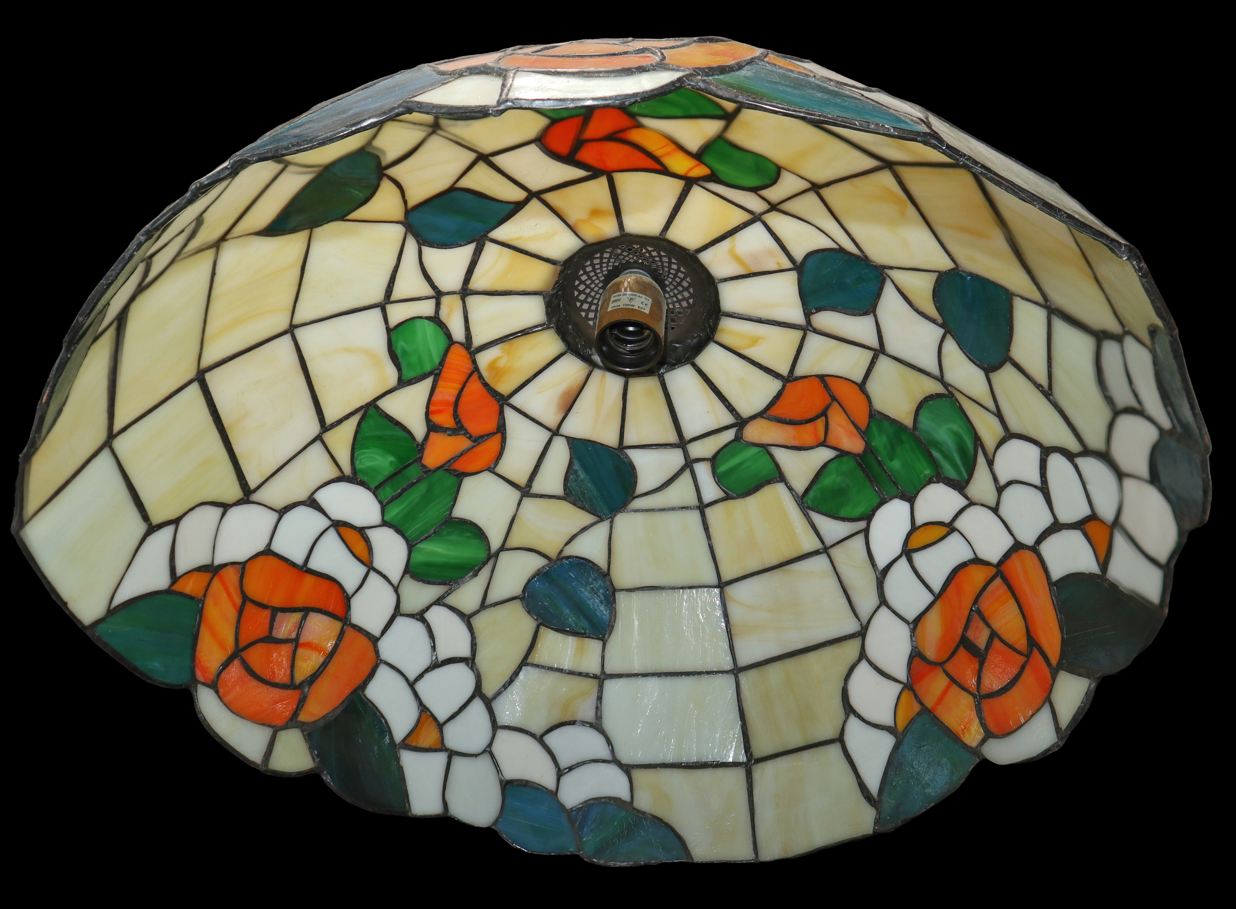 Lampadario con vetri piombati e con decori floreali