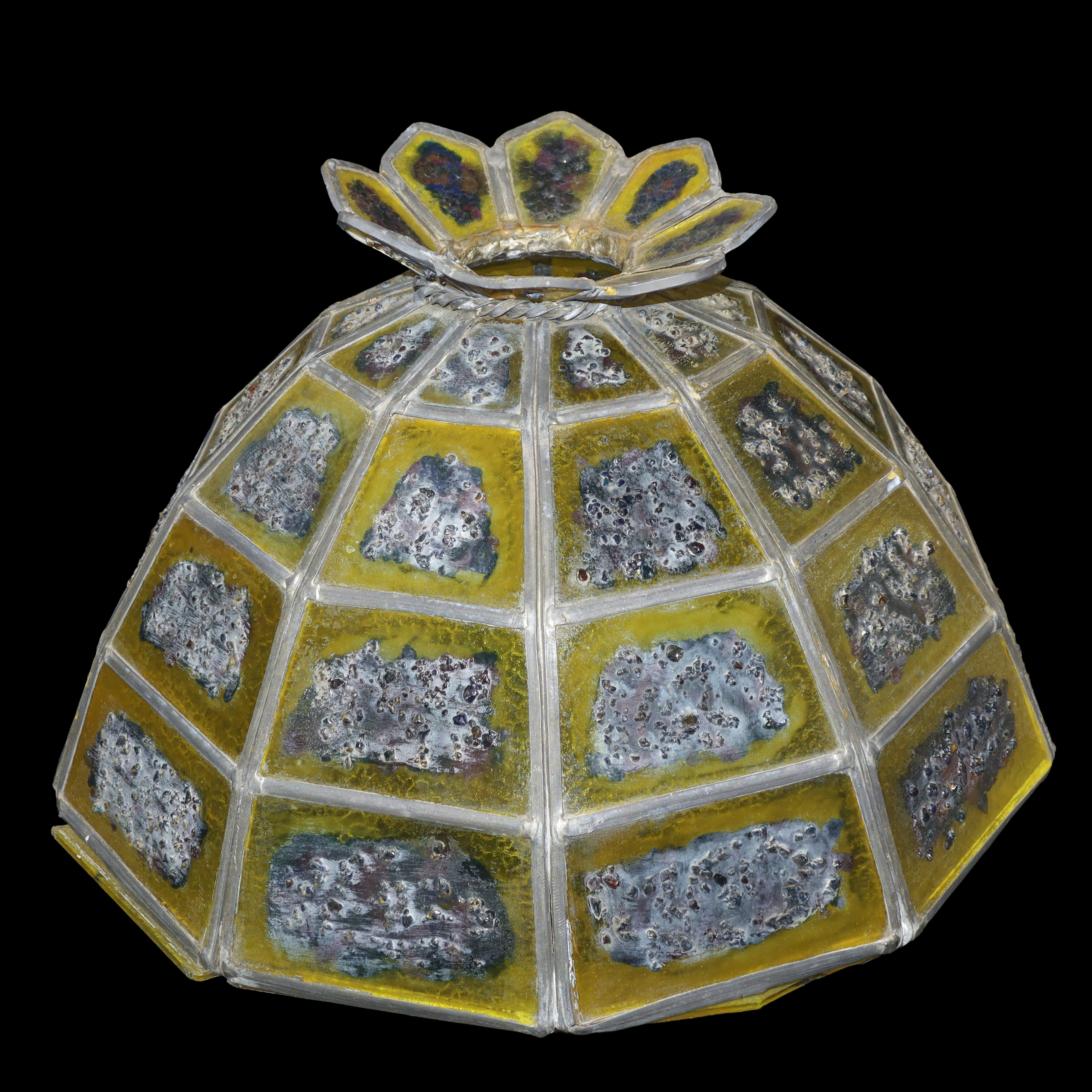 Lampadario stile Tiffany con vetri piombati verdi