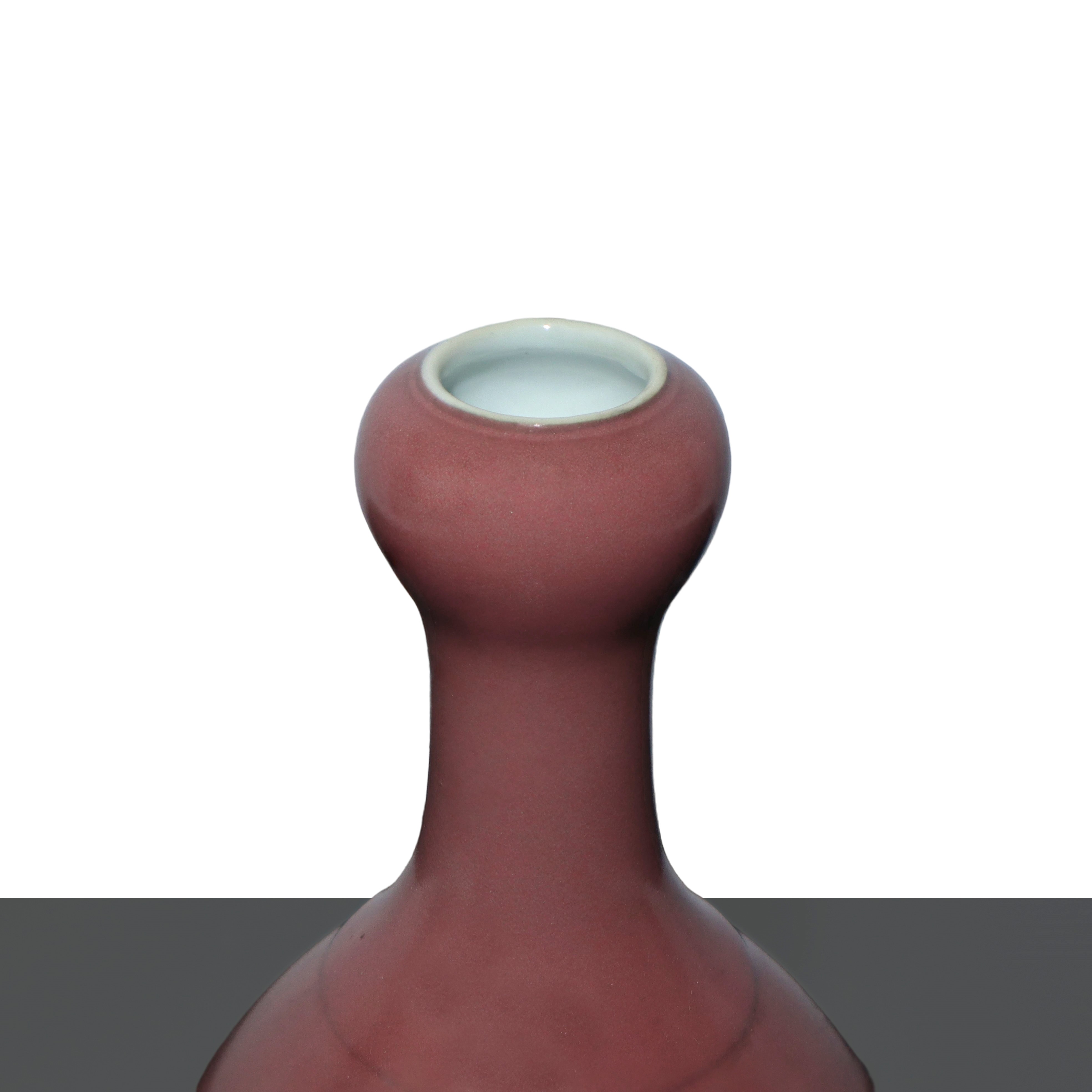 Vaso in Porcellana Smaltato Rosso Mattone