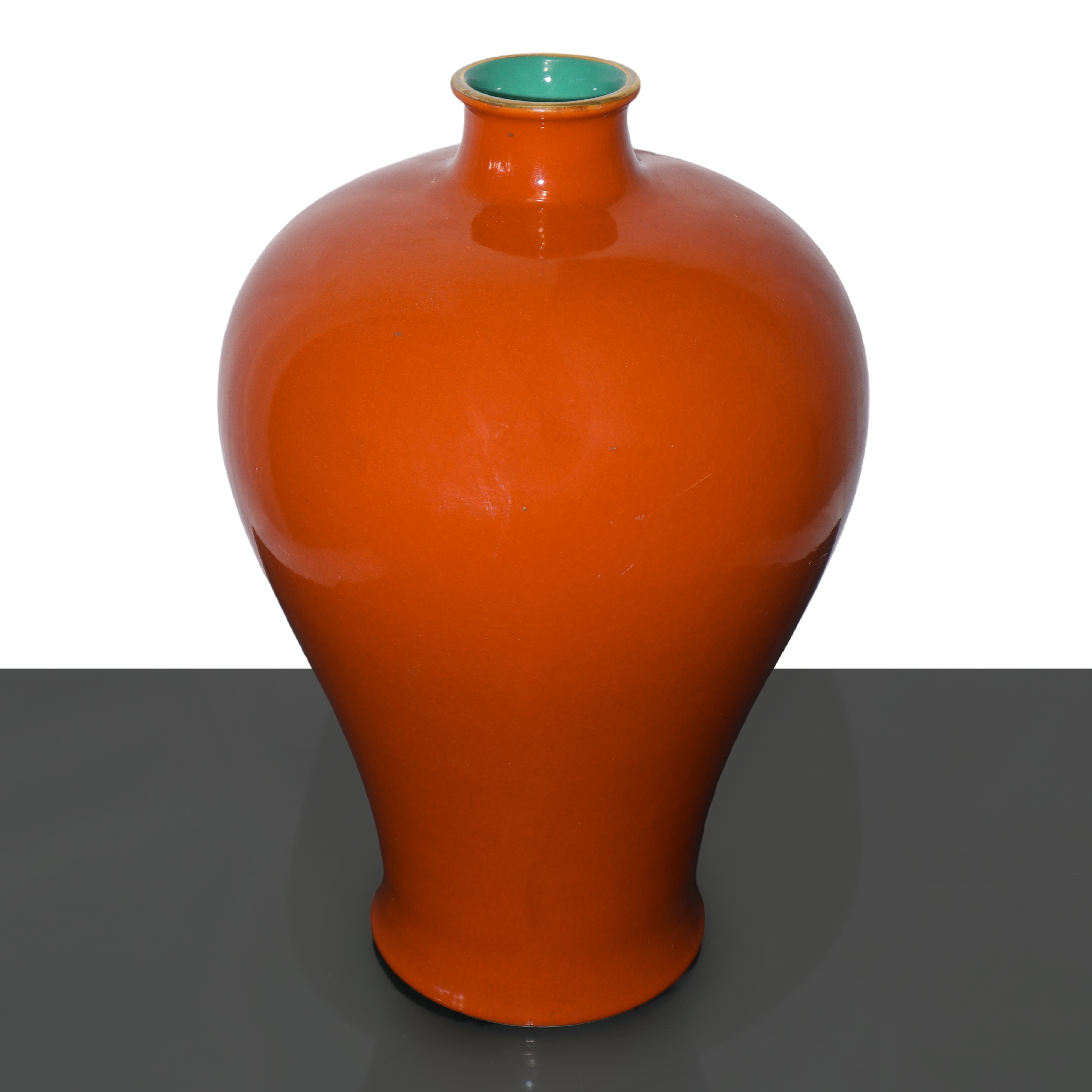 Grande vaso in porcellana smaltata rossa della dinastia Qing