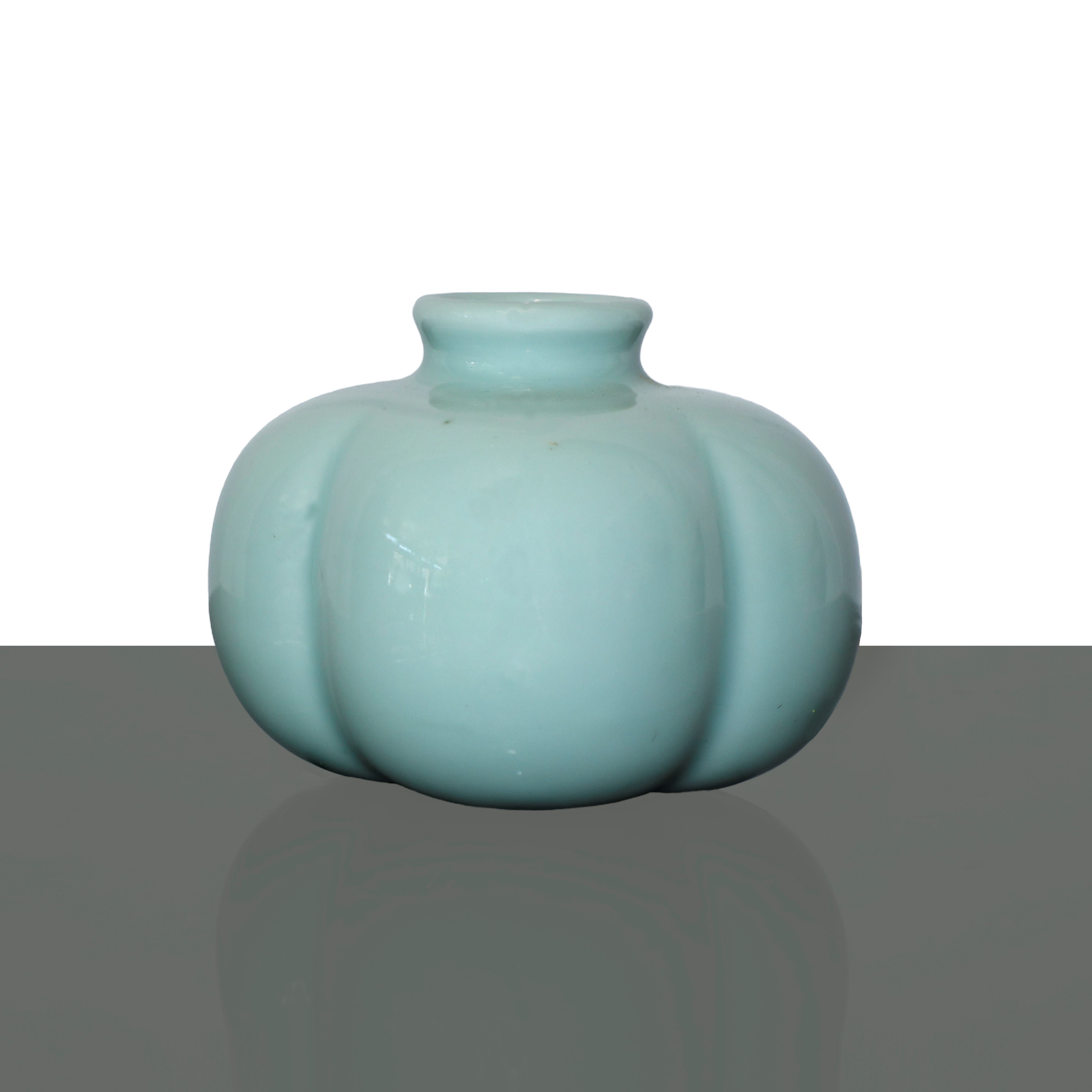 Vasetto in Porcellana a Smalto Celadon della Dinastia Qing