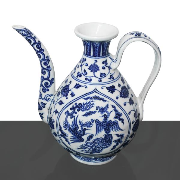 Porcelain teapot with Ming dynasty decorations