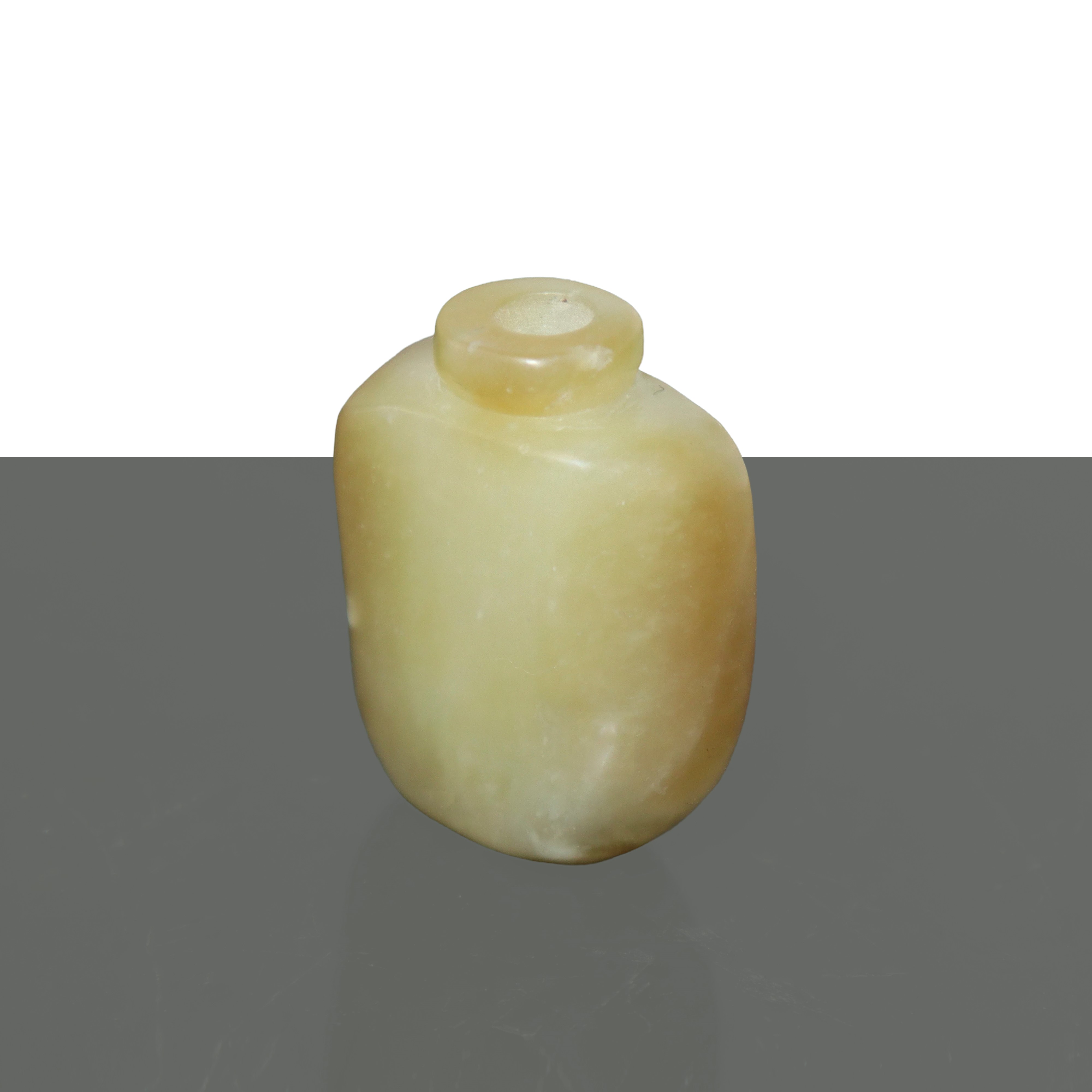 Tabacchiera cinese in giada