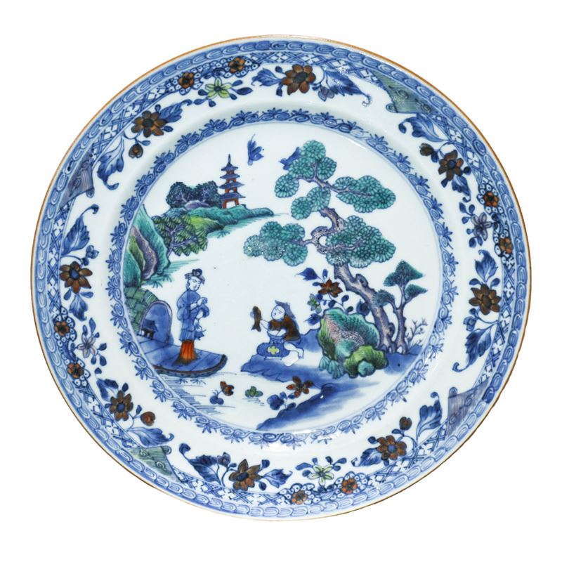 Piatto in Ceramica Cinese con Tecnica Doucai