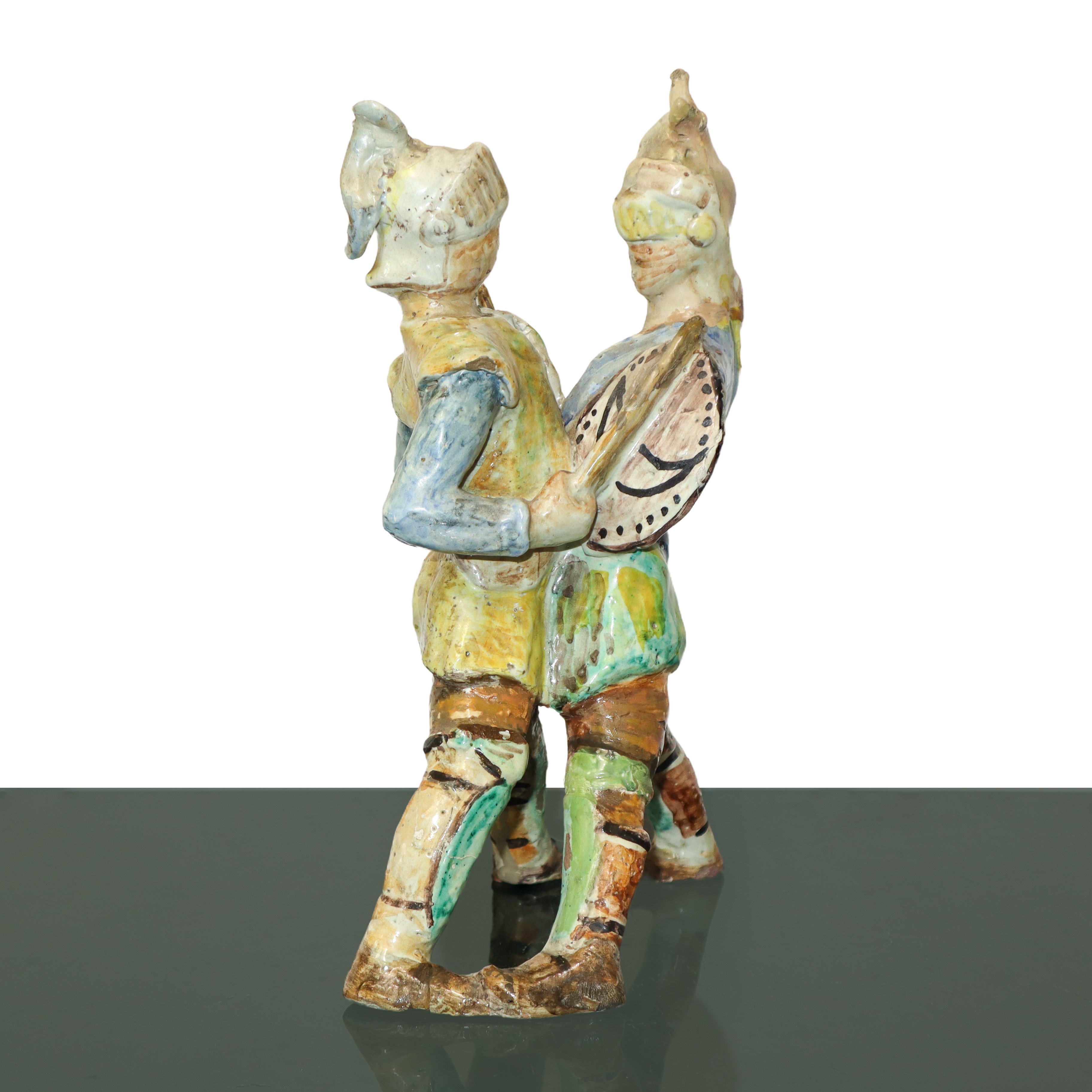 Coppia di combattenti, Cristiano e Saraceno. Statuine in terracotta di Caltagirone